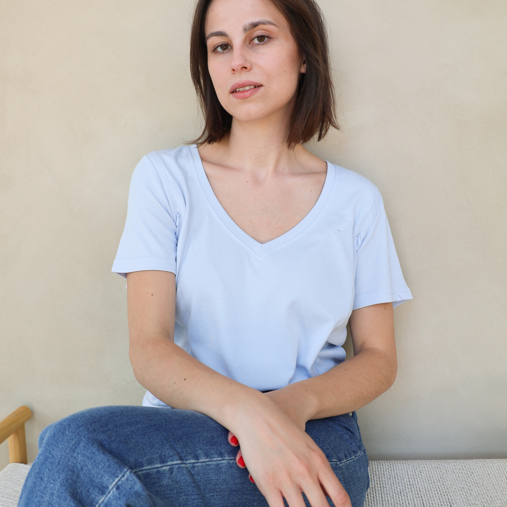 Breastfeeding T-Shirt V-Neck Baby Blue